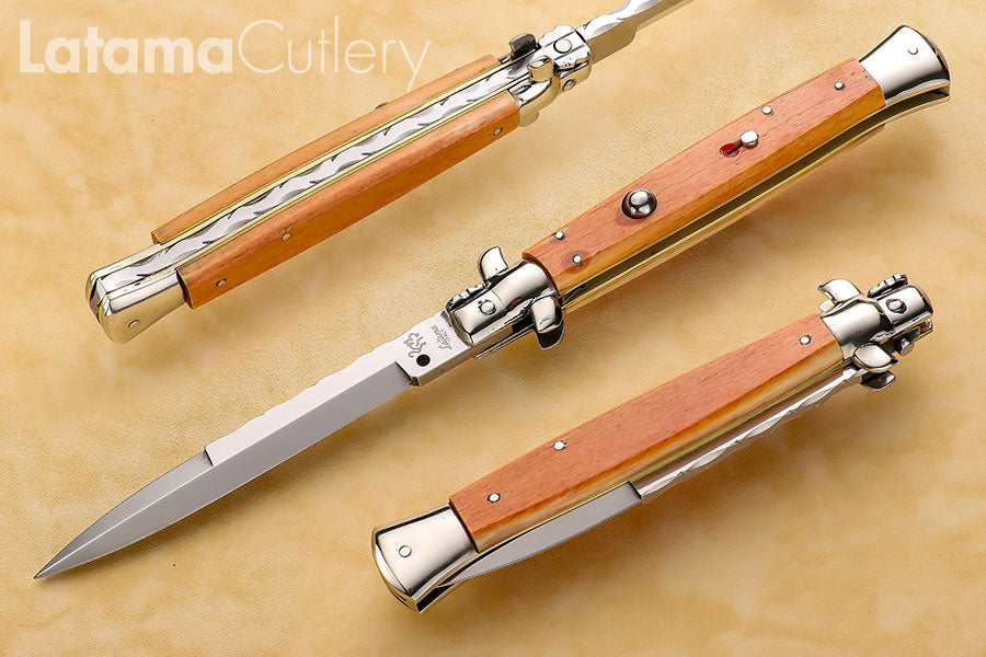 Walt's Custom Amber Dyed Bone 11" Traditional Bayonet AM CB-1106
